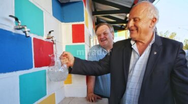 Lifschitz estuvo presente en la inauguración de la obra en barrio José Dho. Gentileza: prensa Gobierno de Santa Fe.