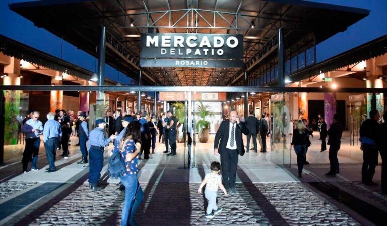 En el ojo de la tormenta. La denuncia judicial apunta a la concesión del ahora Mercado del Patio. Desde el municipio rosarino desmintieron las acusaciones que pesan sobre los altos funcionarios de la administración de Fein. Archivo El Litoral