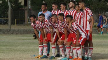 Para crecer. Unión sacó adelante un partido que le sirve para ganar confianza en el inicio del torneo 'Juan Carlos Leoni'. Mauricio Garín.