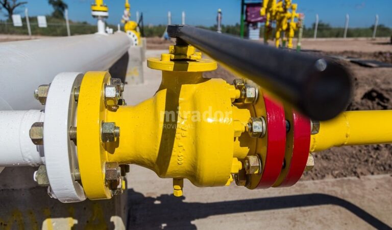 Se discutirá sobre la provisión de gas natural a Santa Fe (barrio Colastiné) y a la ciudad de San José del Rincón. Gentileza: prensa Gobierno de Santa Fe.