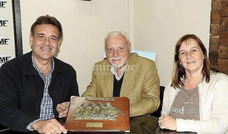 Luppi fue el creador del escudo de la ciudad en 1963. Gentileza: prensa Municipalidad de Firmat.