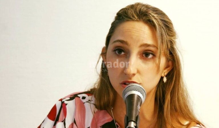 Para la licenciada en Ciencia Política de la Universidad Nacional de Rosario (UNR) Julia Strada no quedan dudas de que se vienen fuertes recortes. Gentileza: entrevistada.