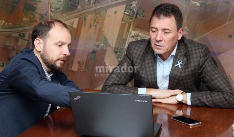 El voto electrónico es ahora una opción en el presupuesto participativo. Gentileza: prensa Municipalidad de San Lorenzo.