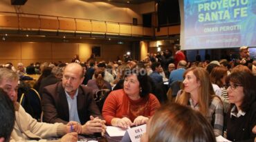 En Rosario. El senador nacional eligió ser el primero en organizar un acto público para exponer su aspiración de gobernar la provincia. Gentileza: prensa senador Omar Perotti.