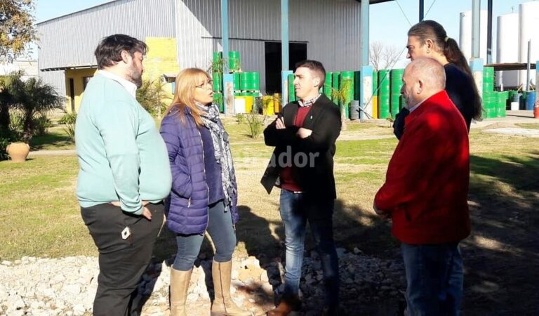 La diputada visitó el parque industrial de Roldán. Gentileza.