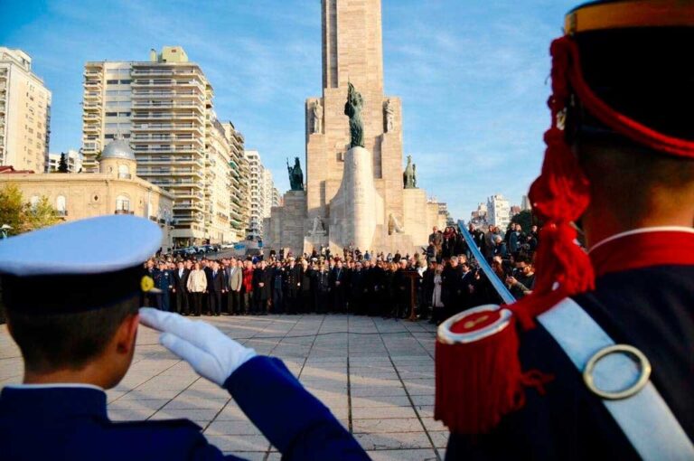 Este miércoles se realizó el tradicional acto por el Día de la Bandera en la ciudad de Rosario Marcelo Manera