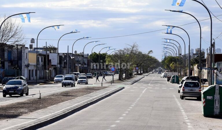 La renovación es sobre 900 metros de la avenida. Gentileza: prensa Municipalidad de Rosario.