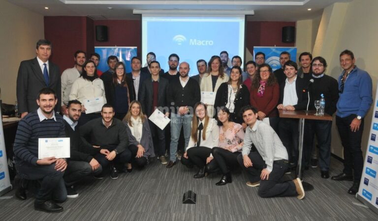 Todos los participantes de la instancia zonal en Santa Fe de la competencia Naves