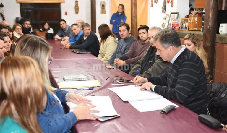 El proyecto de ordenanza fue firmado por el intendente Luis Castellano. Gentileza: prensa Municipalidad de Rafaela.