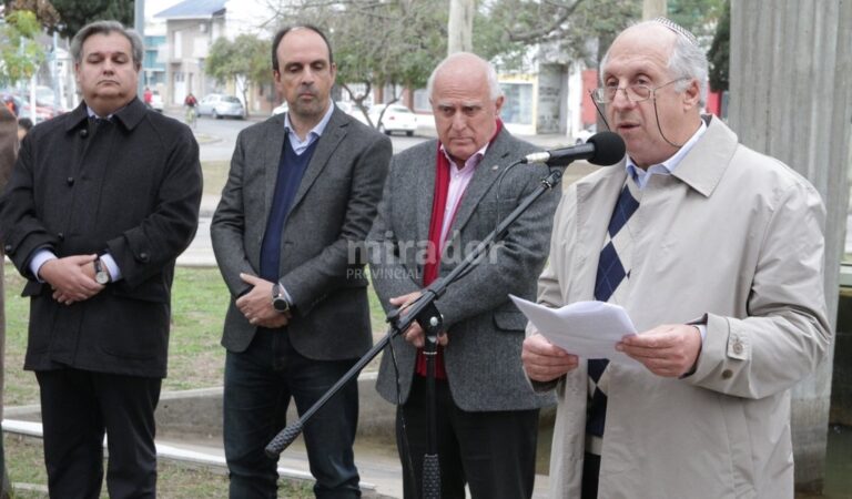 Enérgico discurso. Roitman abrió el acto en la zona sur de la ciudad capital. El gobernador