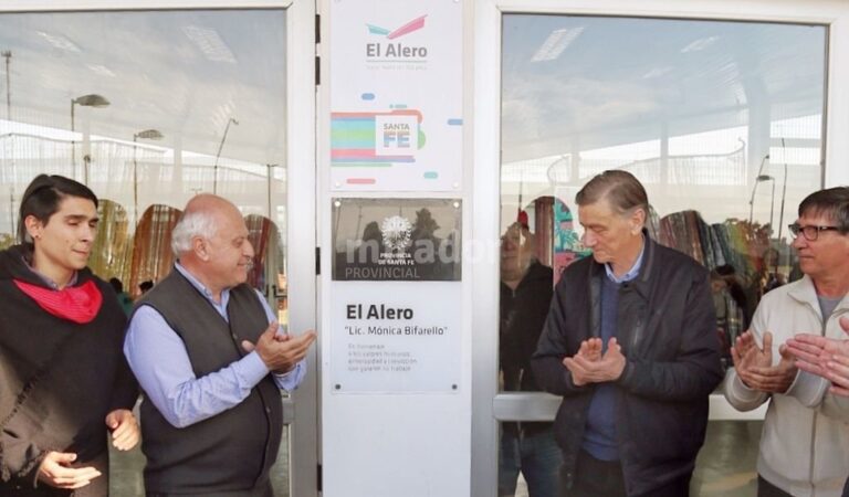 Miguel Lifschitz y el ex gobernador Hermes Binner estuvieron en el acto. Gentileza: prensa Gobierno de Santa Fe.
