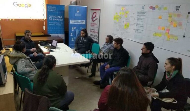 Trabajo en Red es un nuevo programa del Ministerio de Trabajo de la Nación que ayuda en la búsqueda laboral en todo el país a través de un sitio online.  Gentileza: prensa Municipio de Venado Tuerto.