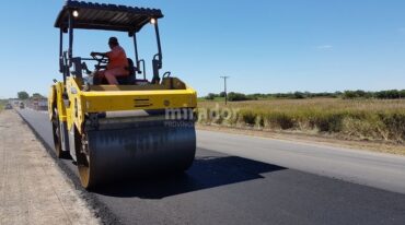 Se ejecuta la parte final de la obra de pavimentación de la ruta 39