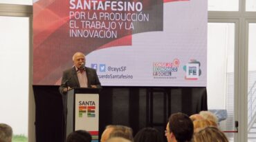 El gobierno santafesino realizó el lunes 13 una jornada de trabajo junto a más de 130 representantes de instituciones. Gentileza: prensa Gobierno de Santa Fe.