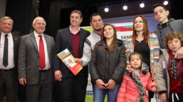 Se construyeron 600 viviendas en toda la provincia a través del programa habitacional docente. Gentileza: prensa Gobierno de Santa Fe.