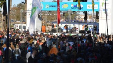 Show central. El reconocido cantante y compositor Sergio Denis