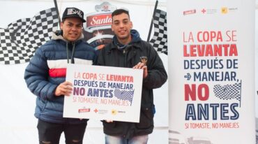 Esta acción tiene por objetivo promover buenos hábitos de comportamiento al momento de manejar. Gentileza.