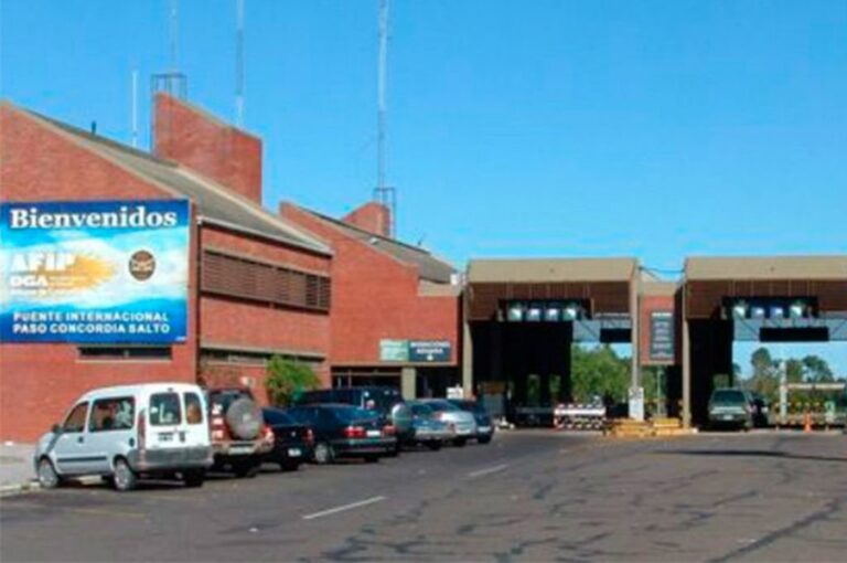 El paso fronterizo de Concordia-Salto tuvo un gran movimiento en los últimos días