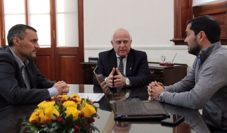 El mandatario provincial junto al coordinador de la Región 1 ­ Nodo Reconquista