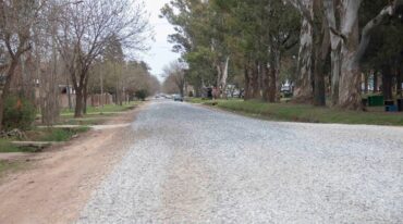 Las tareas se hacen en las dos calles que funcionan como arteria alternativa al corredor vial de ruta 9: calle San José y avenida B. Houssay. Gentileza: prensa Municipalidad de Funes.
