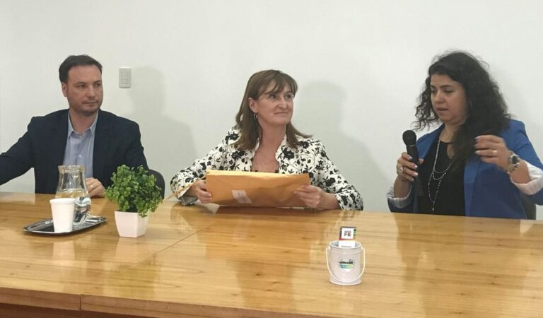 La ministra Uboldi presidió el acto. Gentileza: prensa Gobierno de Santa Fe.