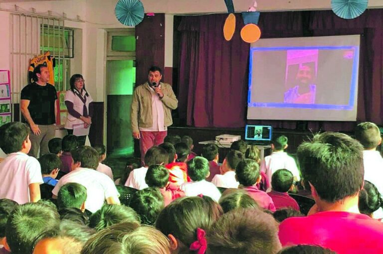 Caballero y los alumnos