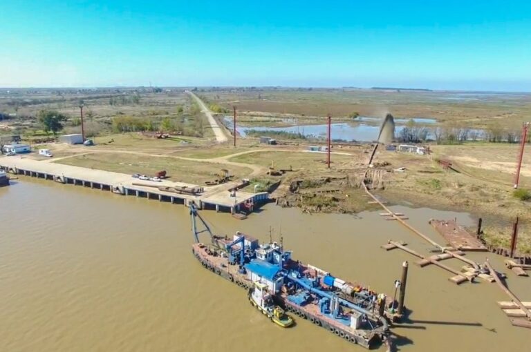 El renovado Puerto de Ibicuy que podrá recibir buques de ultramar. Captura digital