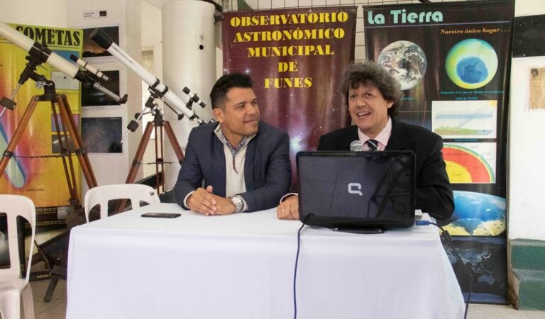 El intendente Barreto estuvo junto al director del Observatorio Astronómico Municipal