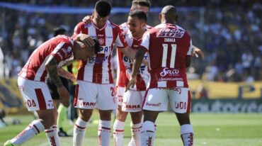 Los rojiblancos consiguieron un resultado histórico en el estadio centralista. Marcelo Manera.