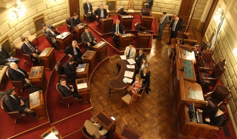 La norma fue pedida por Lifschitz