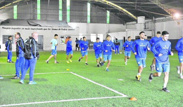 El ciclo del 'Chocho' no empezó de la mejor manera porque a las bajas que ya conoció cuando asumió (el pasado viernes) se le fueron agregando otras con el transcurso de los días. M&G Fotografía.