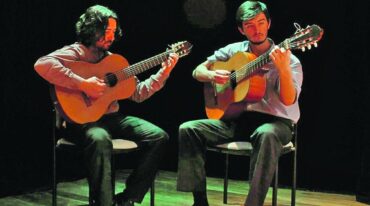 Con el disco 'Di Motta en guitarras'