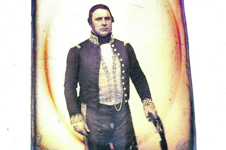 Urquiza participó desde muy joven de la guerra civil argentina. Su poder fue in crescendo en el campo militar (político) y económico