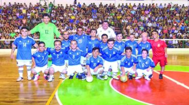 La Selección Argentina Talla Baja tendrá dos paranaenses: Ángel Ielpo (arriba segundo de izquierda a derecha) y Emmanuel Ledesma (arriba cuarto de izquierda a derecha).