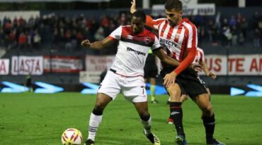 Los rojinegros no lograron traerse ningún punto de su excursión a Quilmes. Gentileza: prensa Newell's Old Boys.
