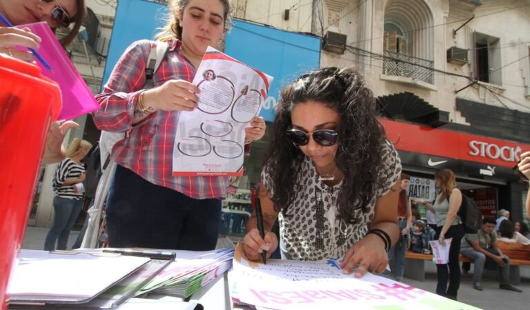 El martes se constituyó en la peatonal San Martín -de la capital provincial- el primer 'punto ESI'