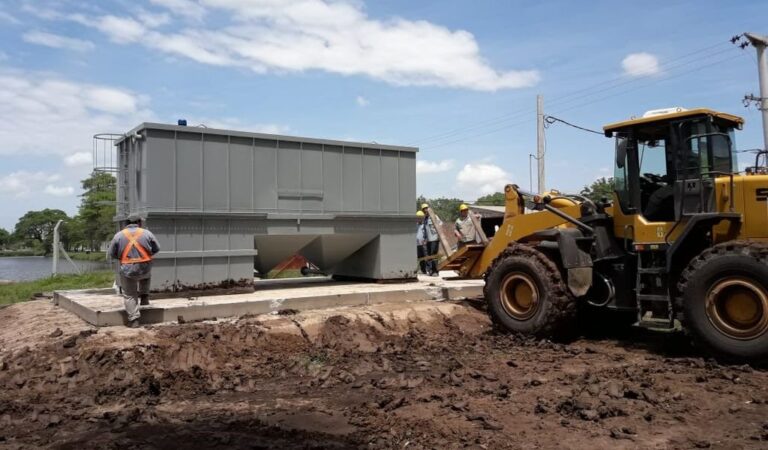 Con esta obra se garantiza agua apta para consumo a más de 8.000 personas. Gentileza: prensa Gobierno de Santa Fe.