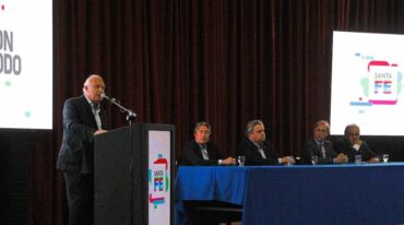 Lifschitz habló en la presentación. Gentileza: prensa Municipalidad de Rafaela.