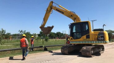Se trabaja en la intersección de Güemes y San Juan. Gentileza: prensa Municipalidad de Sunchales.