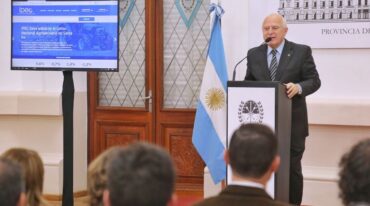El gobernador habló en la presentación. Gentileza: prensa Gobierno de Santa Fe.
