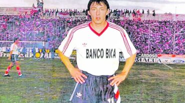 Con la camiseta de Unión