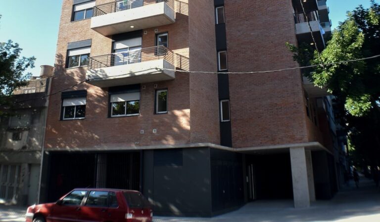 La empresa ha alcanzado 5.100 unidades entregadas y más de $ 1.900 millones invertidos en obras en todo el país. Gentileza: Press Group.
