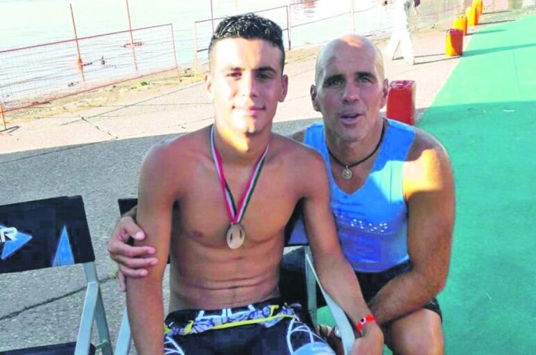 Tomás y Víctor en una de las competencias que compartieron.