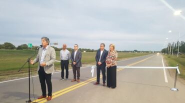 El ministro José Garibay encabezó la inauguración. Gentileza: prensa Gobierno de Santa Fe.