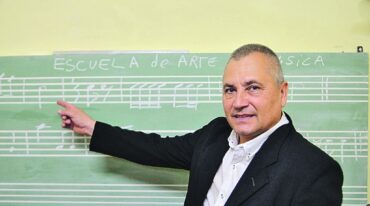 En la Escuela de Arte en Música se pretende incorporar otros instrumentos musicales para la enseñanza