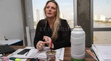 La funcionaria recordó que la producción de combustibles y energías alternativas fue uno de los programas apuntados desde el inicio de la gestión