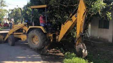 Personal del área de Servicios Urbanos cumplió con trabajos de rectificación de zanjas