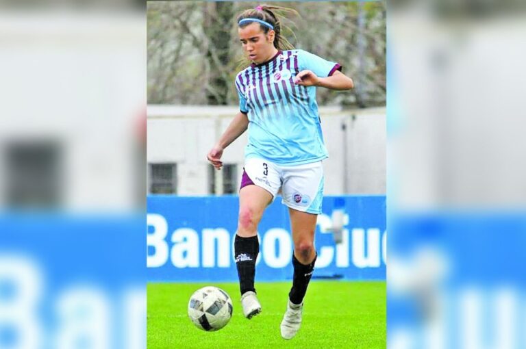 Sofía Schell es pilar fundamental de la defensa del equipo de Primera de la UAI Urquiza