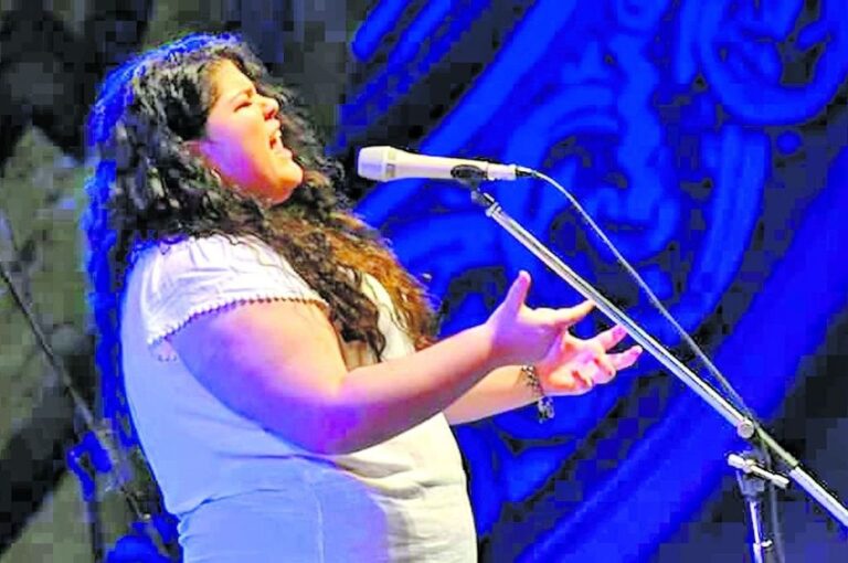 De Santo Tomé a Cosquín. El escenario Atahualpa Yupanqui recibió a Camila Nievas. Gentileza.