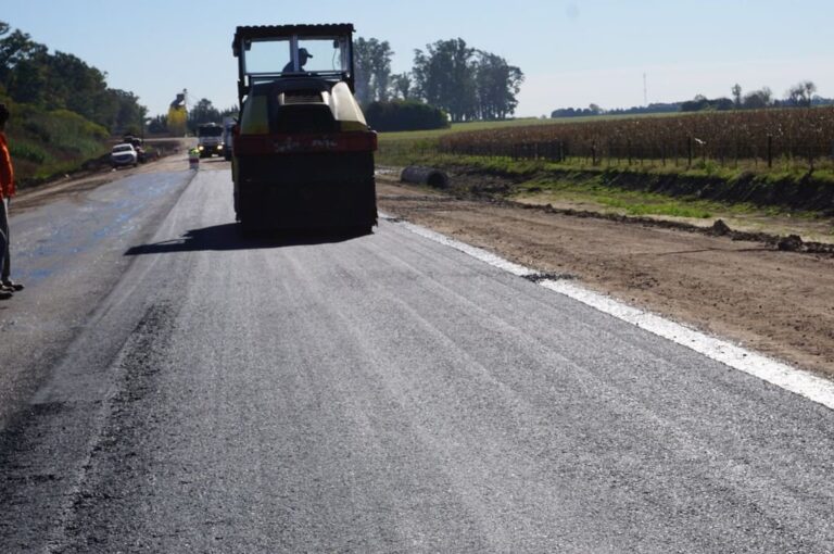 El proyecto también prevé la colocación de iluminación en el sector próximo al aeroclub de Gálvez. Gentileza: prensa Gobierno de Santa Fe.